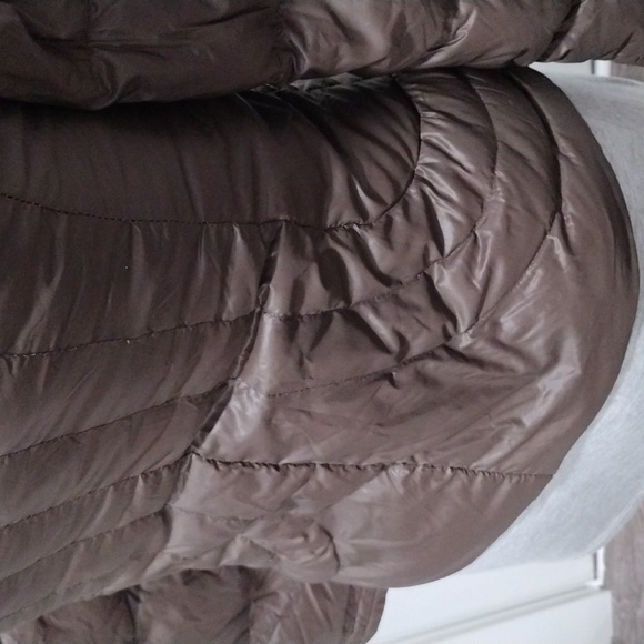 Peace Love Chill women's brown lightweight down jacket with pink lining. Small - Picture 11 of 11